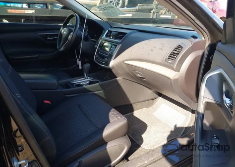 2016 Nissan Altima 2.5 из США, поврежденный, VIN 1N4AL3AP9GC272294